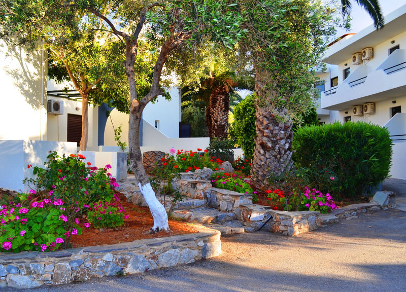 Amnissos Hotel Pigianos Kampos  Екстериор снимка