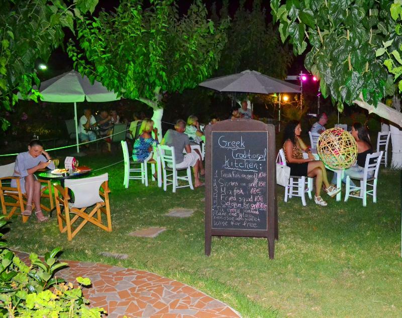 Amnissos Hotel Pigianos Kampos  Екстериор снимка